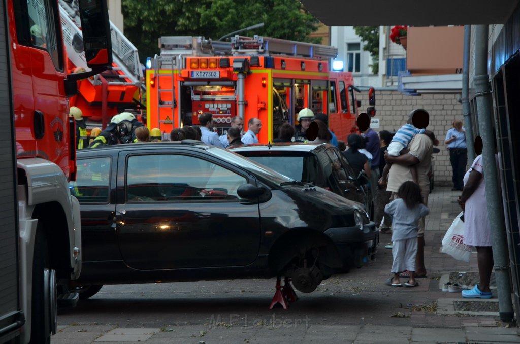 Feuer 2 Y Koeln Raderberg Stahleckstr P29.JPG - Miklos Laubert